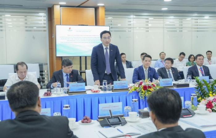 PV GAS riceve una delegazione ispettiva dal Laos