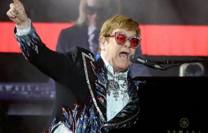 Le ragioni per cui Elton John non vuole andare di nuovo in tournée