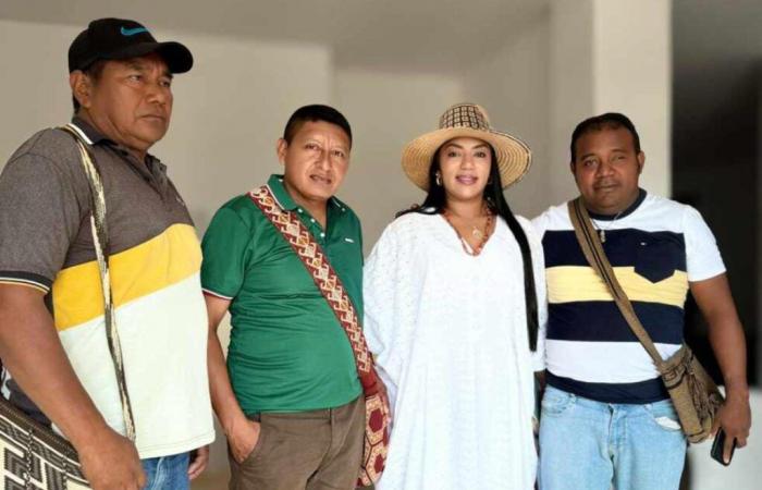 Nel suo viaggio nel sud di La Guajira, la senatrice Wayuu annuncia i lavori