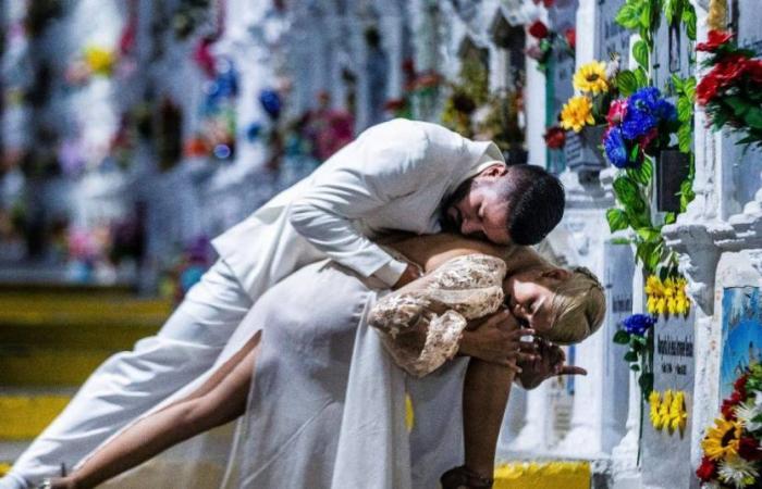 Con una danza tra i morti, Medellín ha onorato l’eredità di Carlos Gardel