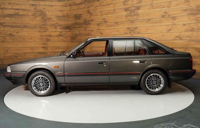 Questa Mazda 626 LX del 1987 sorprende per essere la “più nuova” al mondo, ed è in vendita