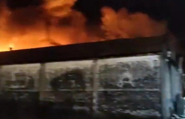 Feroce incendio nel Chaco: 4 magazzini delle Poste argentine hanno preso fuoco e sono andati perduti i rifornimenti sanitari inviati dalla Nazione