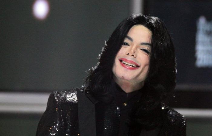 Il debito multimilionario lasciato da Michael Jackson: “disordine” nelle finanze e nelle spese per i tour