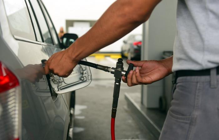 Le vendite di carburante sono diminuite di almeno il 10% tra maggio e giugno