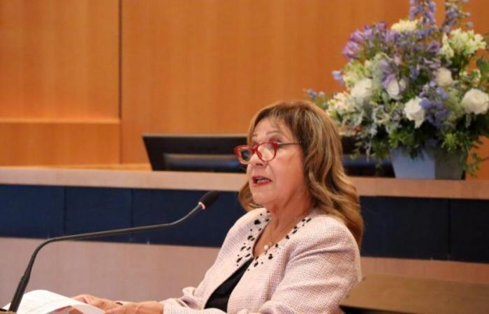 Il sindaco di Milpitas celebra 70 anni di crescita della città