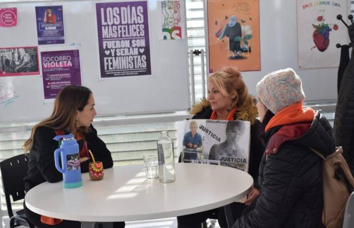 Thelma Fardín a Neuquén: chiede giustizia per il femminicidio di Silvia Cabañares
