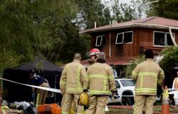 Incendio mortale nella casa di Hillpark: l’interruzione del sistema ritarda la notifica dell’ambulanza