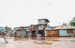 L’India dona 130 milioni di scellini, una spedizione di aiuti al Kenya per aiutare le vittime delle inondazioni