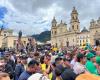 Autobus e snack: il corteo di Bogotá si sta già dirigendo verso Plaza de Bolívar
