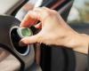 Dì addio al deodorante per auto: scopri il sostituto economico che manterrà la tua auto profumata