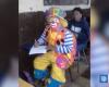 Studente di giurisprudenza arriva come clown per sostenere un esame in Guatemala: “Punti extra per l’impegno” | Società