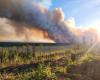 Incendi boschivi aC: i residenti di Fort Nelson aiutano a nutrire gli equipaggi mentre l’incendio del lago Parker continua a bruciare