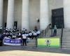 Bambini e sostenitori si radunano sui gradini della Ohio Statehouse per la Giornata nazionale senza assistenza all’infanzia • Ohio Capital Journal