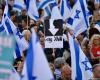 Migliaia di israeliani chiedono le dimissioni di Benjamin Netanyahu – DW – 22/06/2024